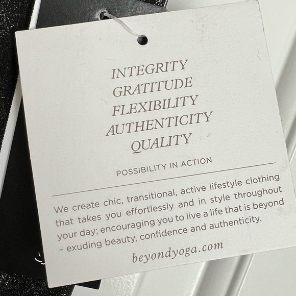 Beyond Yoga Metallic Legging - Picture 3 of 7